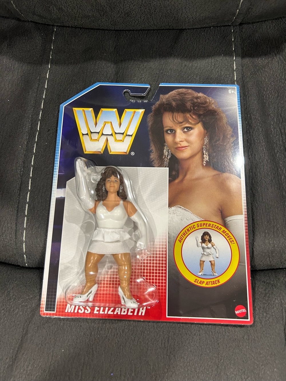 Miss Elizabeth WWE retro figure! Mattelcreations exclusive!